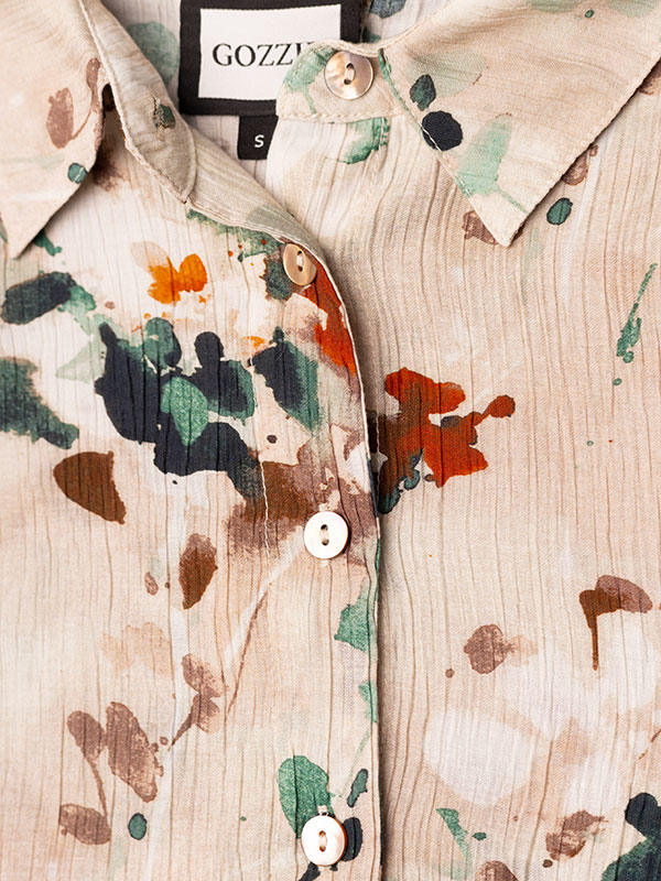 KARINA - Plus Size Shirt fra Gozzip