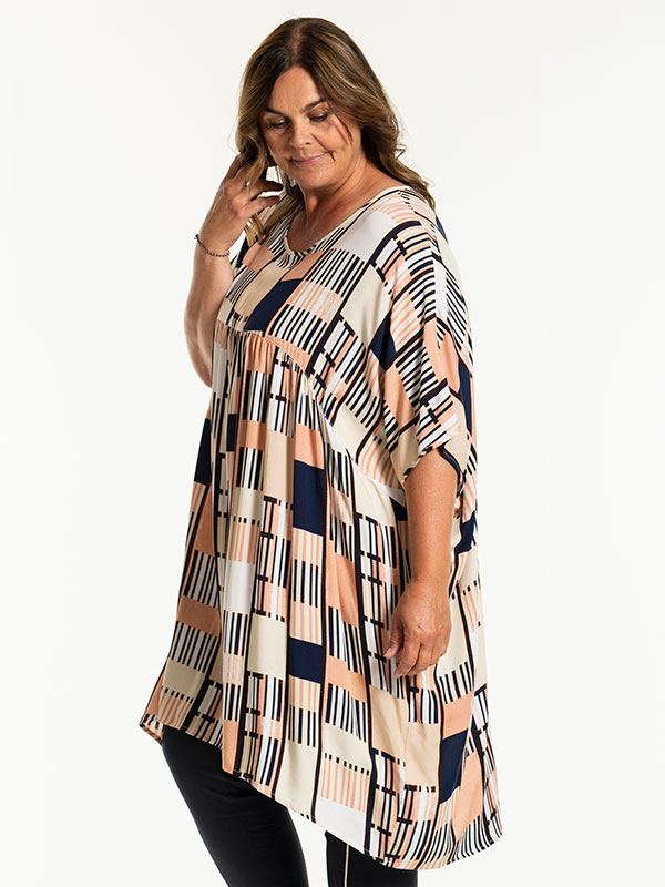 SOFIE - Plus Size Tunic fra Gozzip