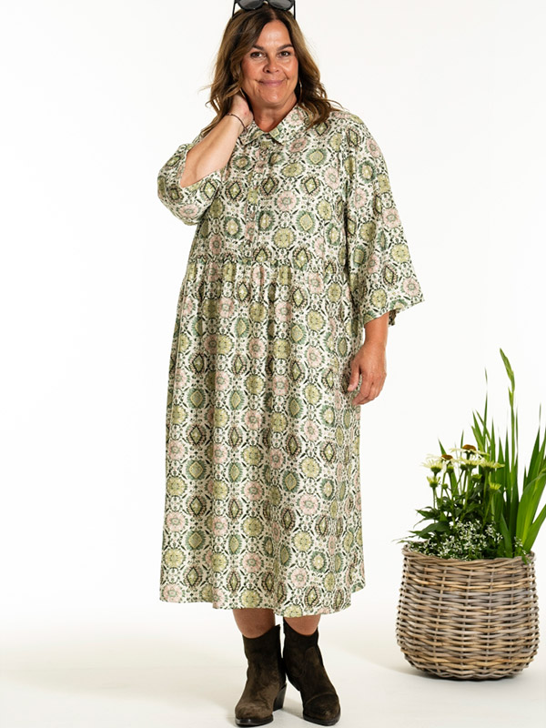 ANN-LOUISE - Plus Size Dress fra Gozzip