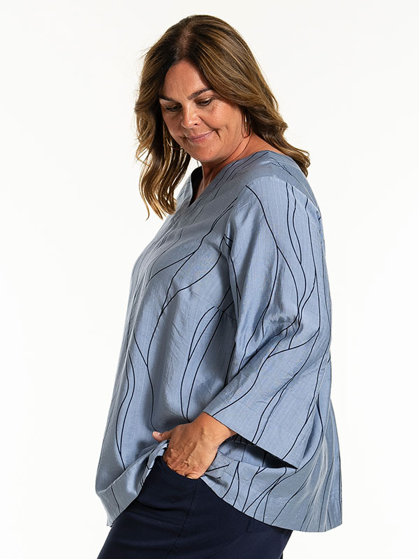 SVANHILDR - Plus Size Blouse fra Gozzip