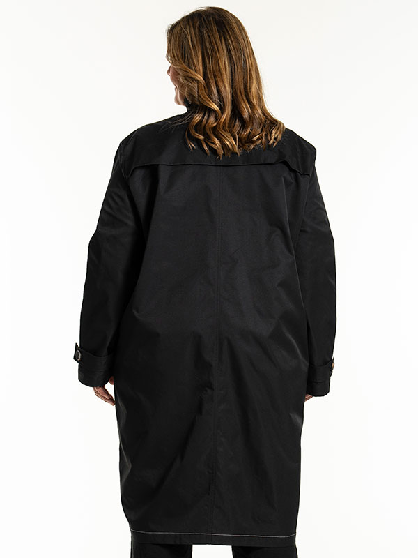 JULLA - Plus Size Coat fra Gozzip