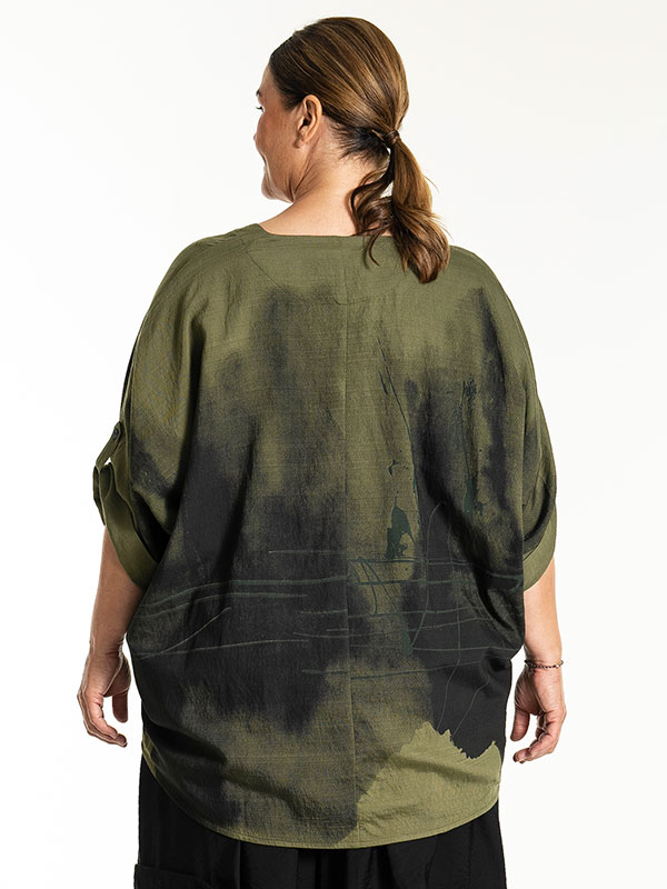KLEO - Plus Size Blouse fra Gozzip Black