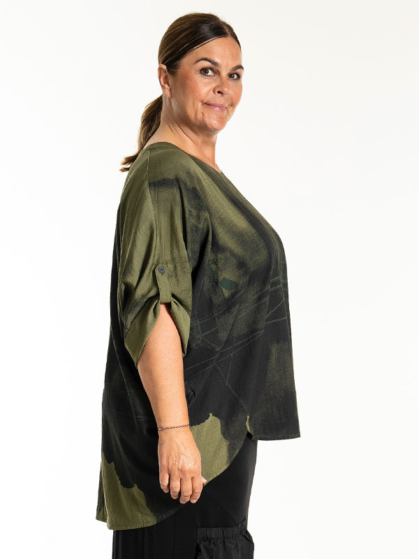KLEO - Plus Size Blouse fra Gozzip Black