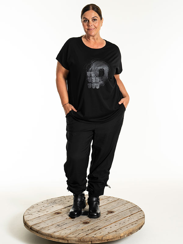 KASSIA - Plus Size Pants fra Gozzip Black