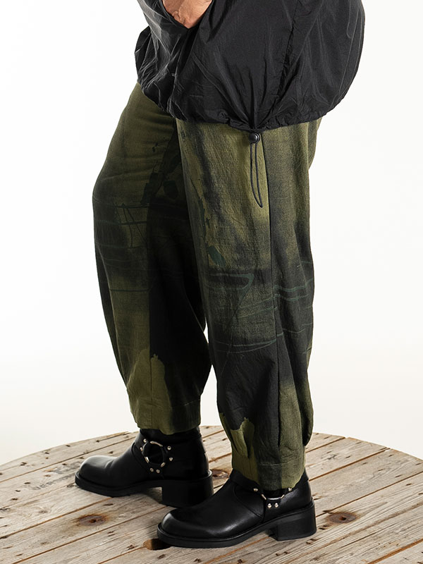 ILA - Plus Size Pants fra Gozzip Black