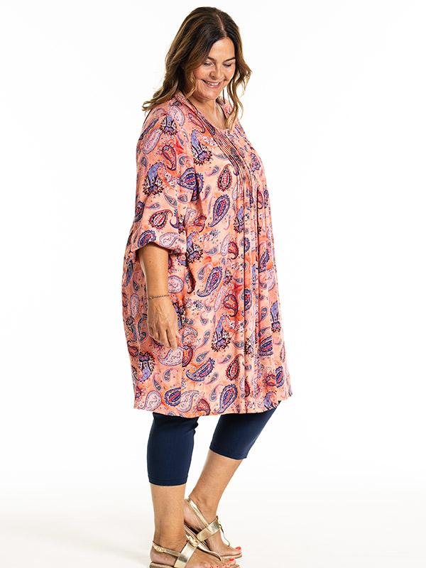 JOHANNE - Plus Size Tunic fra Gozzip