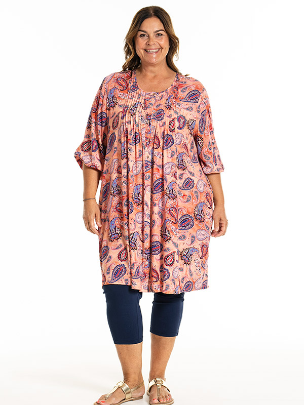 JOHANNE - Plus Size Tunic fra Gozzip