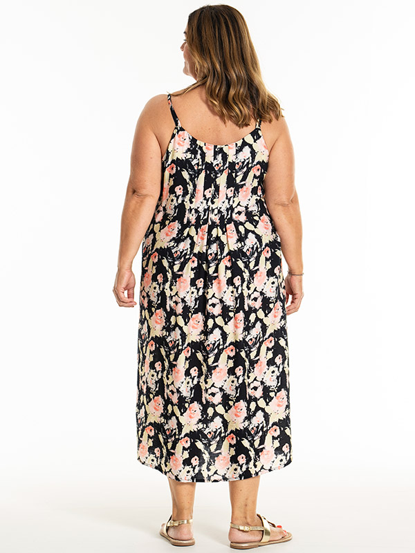 KAROLE - Plus Size Dress fra Gozzip