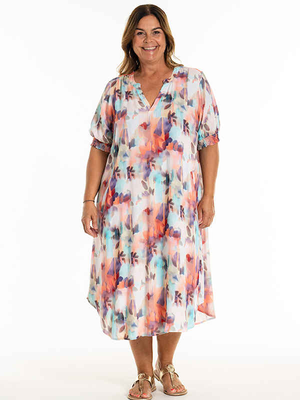 DINNIE - Plus Size Dress fra Gozzip