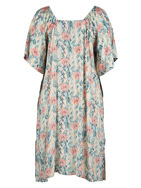 KERSTINE - Plus Size Dress fra Gozzip