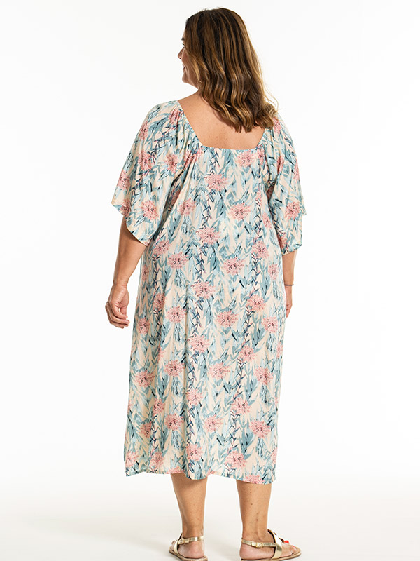 KERSTINE - Plus Size Dress fra Gozzip