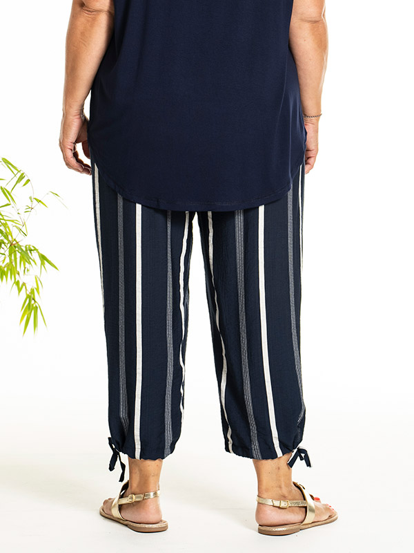 AUGUSTA - Plus Size Pants fra Gozzip