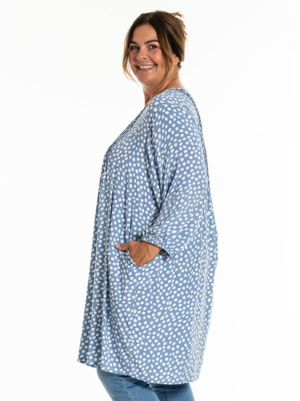 JOHANNE - Plus Size Tunic fra Gozzip