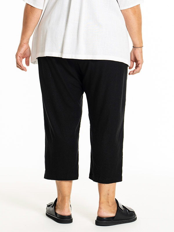 KIANNA - Plus Size Pants fra Gozzip