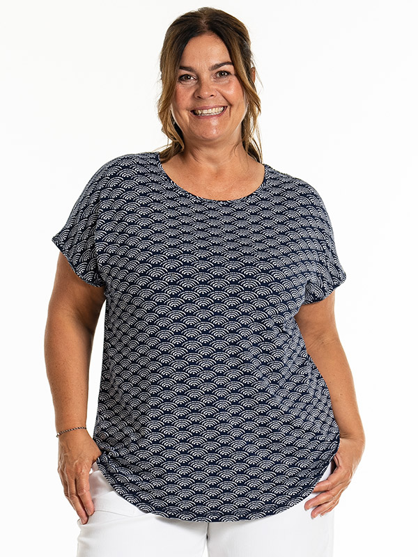 GITTE - Plus Size T-shirt fra Gozzip