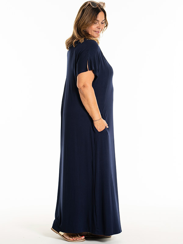 MARGIT - Plus Size Dress fra Gozzip