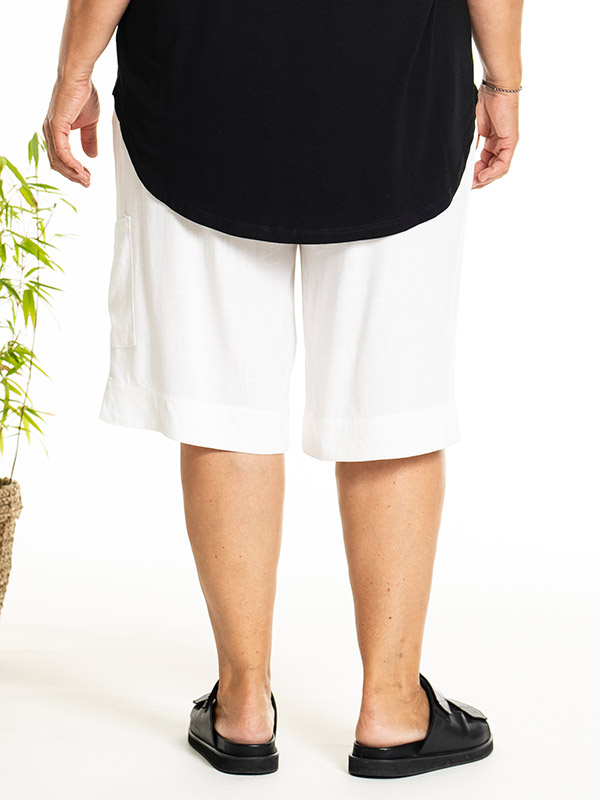 DUNGA - Plus Size Shorts fra Gozzip