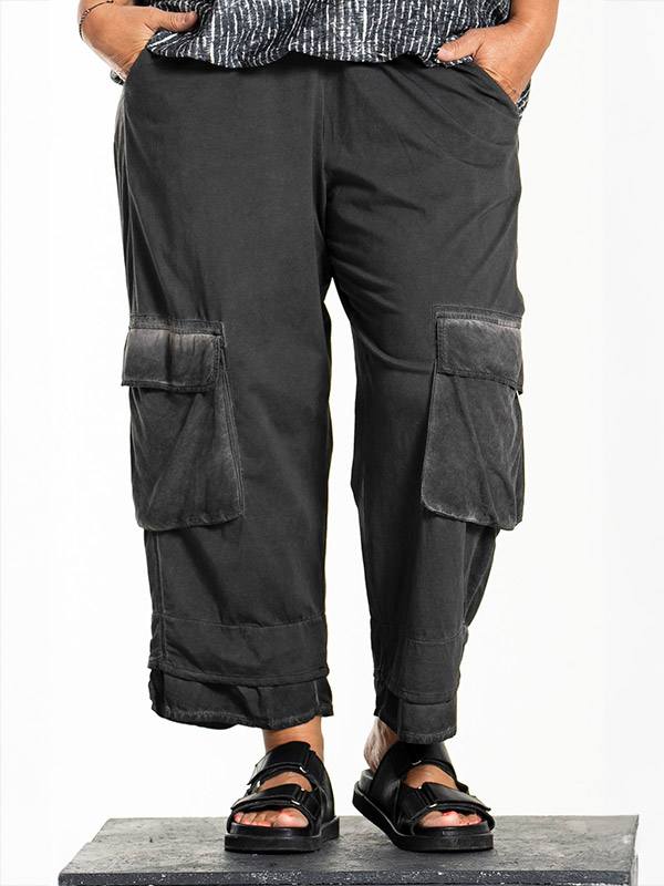 LEANETTE - Plus Size Pants fra Gozzip Black