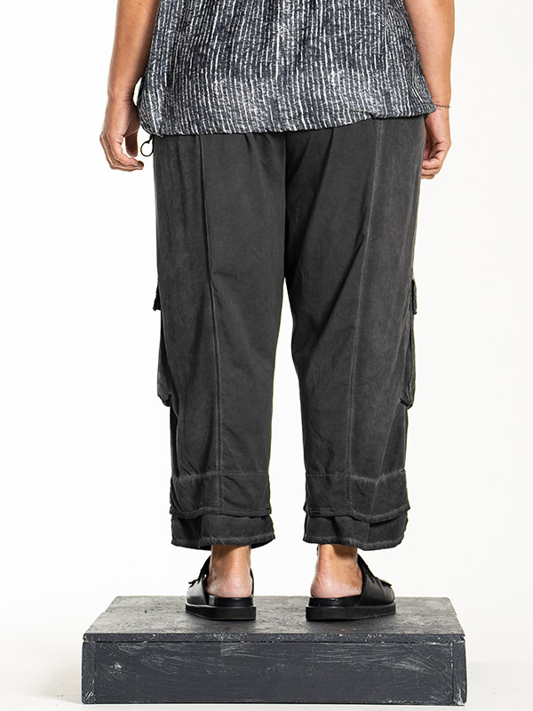 LEANETTE - Plus Size Pants fra Gozzip Black