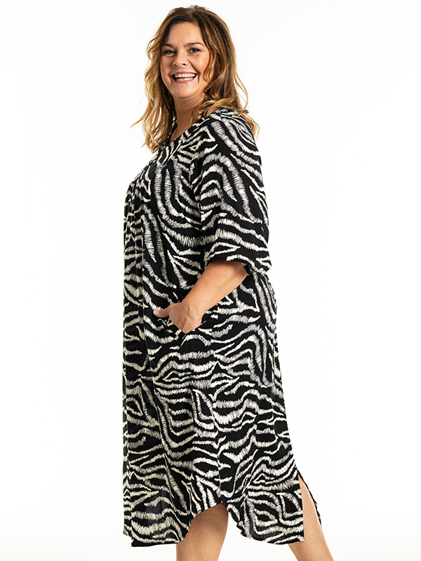 ALICE - Plus Size Dress fra Gozzip