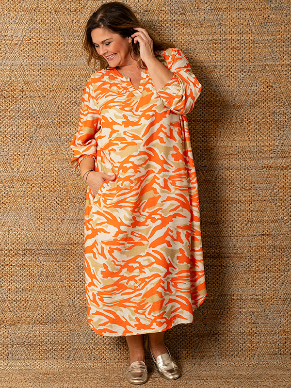 VALDIS - Plus Size Dress fra Gozzip