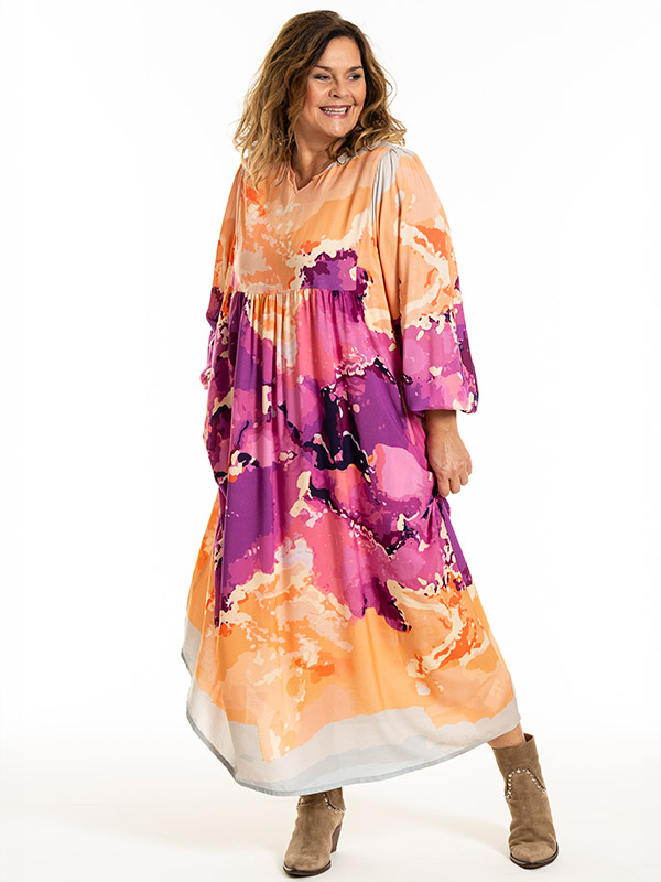 BETINE - Plus Size Dress fra Gozzip