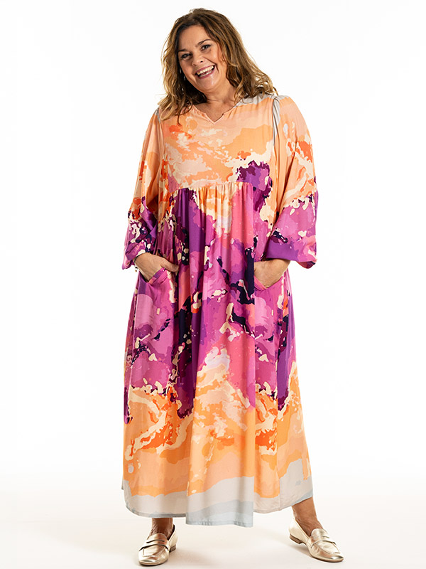 BETINE - Plus Size Dress fra Gozzip