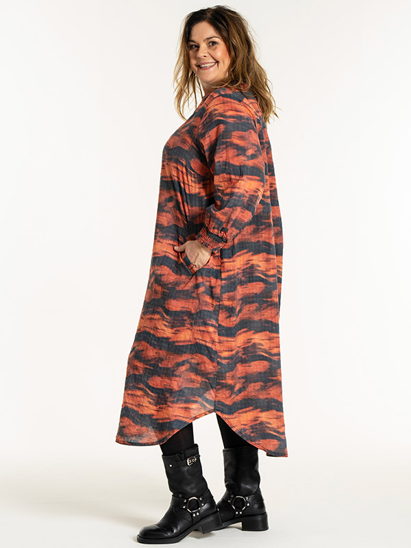 GVALDIS - Plus Size Dress fra Gozzip