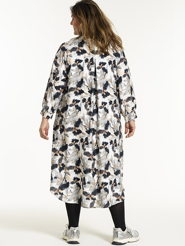 VALDIS - Plus Size Dress fra Gozzip