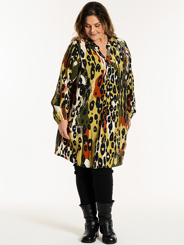 NORA - Plus Size Tunic fra Gozzip