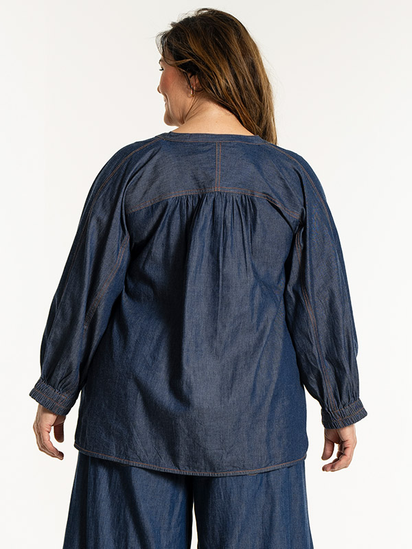 MILA - Plus Size Blouse fra Gozzip