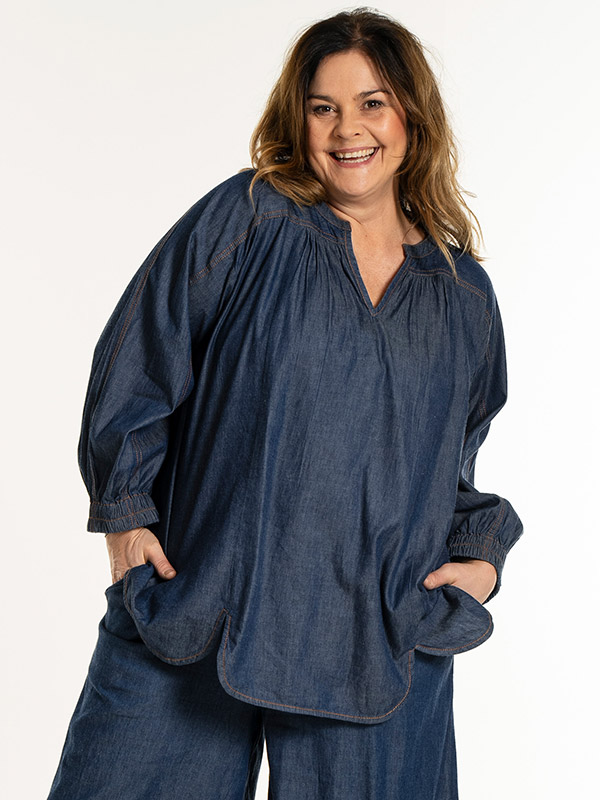MILA - Plus Size Blouse fra Gozzip