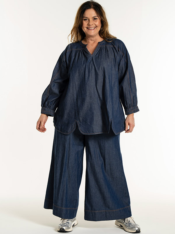 MILA - Plus Size Blouse fra Gozzip