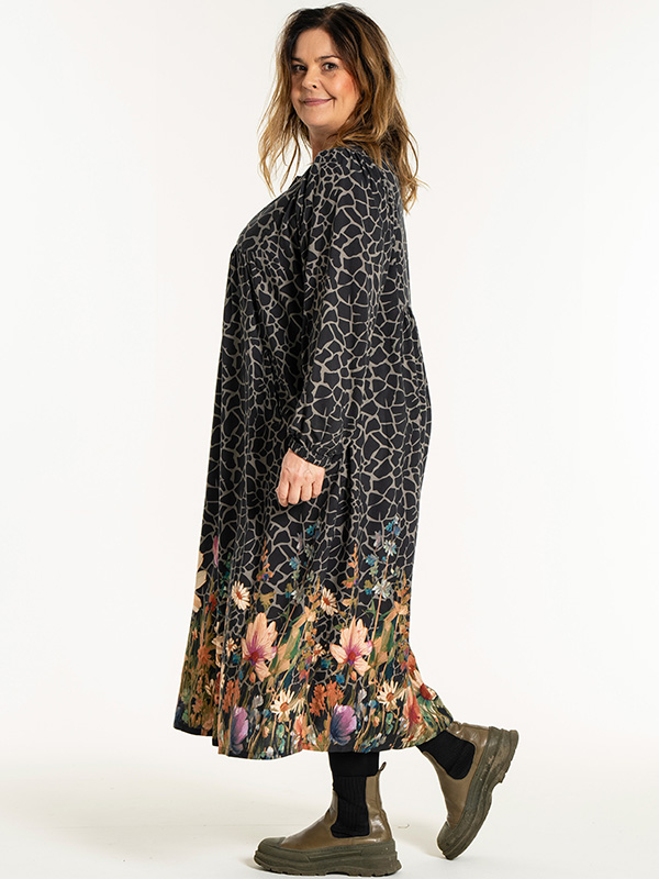 ILSE - Plus Size Dress fra Gozzip