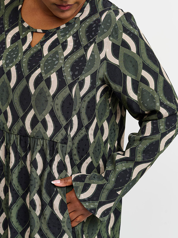 CATH - Plus Size Dress fra Pont Neuf