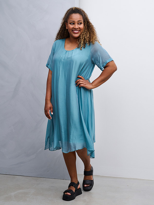 SASA - Plus Size Dress fra Pont Neuf