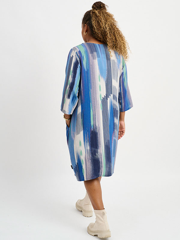 YELLA - Plus Size Dress fra Pont Neuf