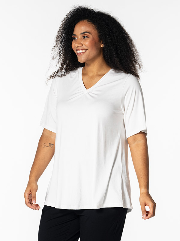 LYKKE - Plus Size T-shirt fra Studio