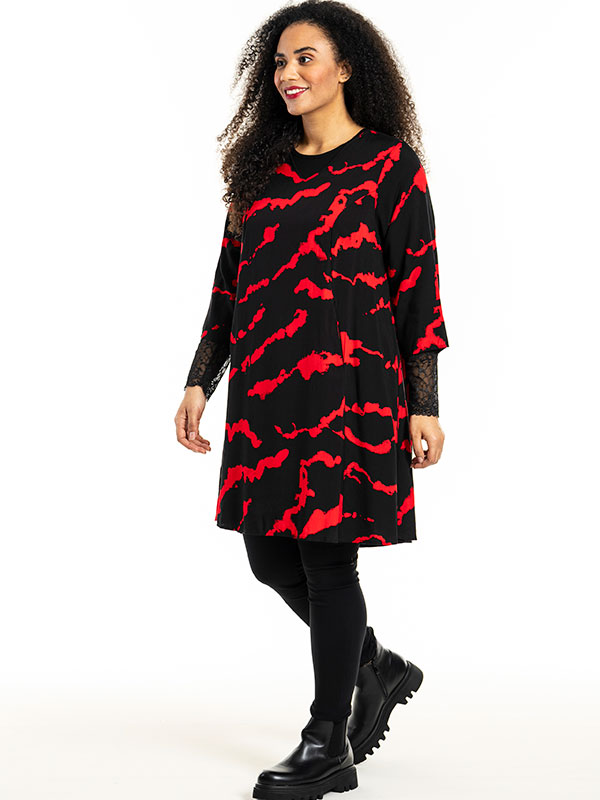 BIRGITTE - Plus Size Dress fra Studio