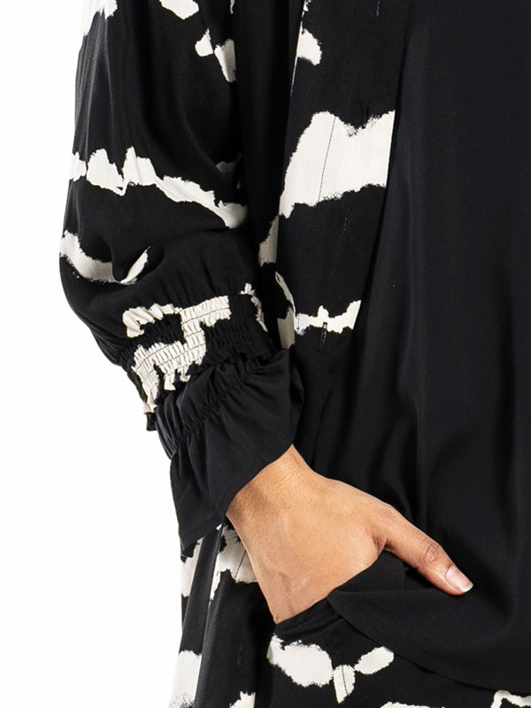 EMILIE - Plus Size Shirt fra Studio