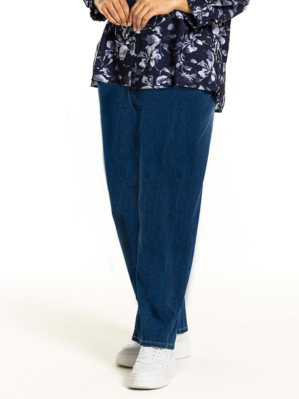 IMOA - Plus Size Jeans fra Studio