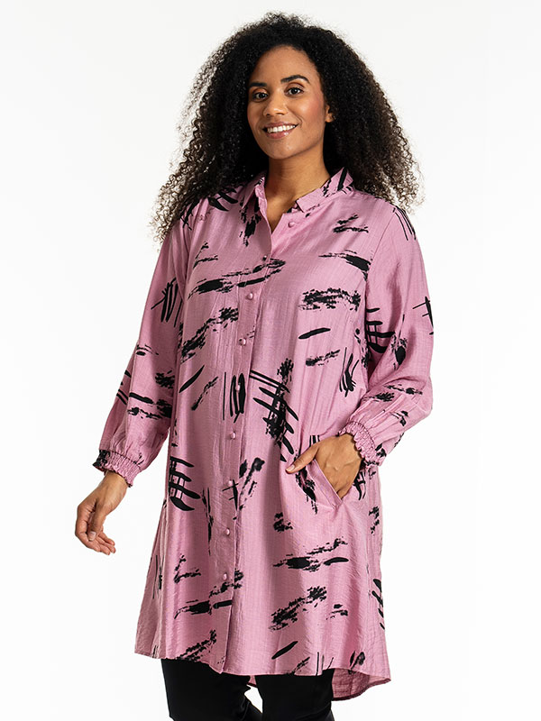 EMILIE - Plus Size Shirt fra Studio