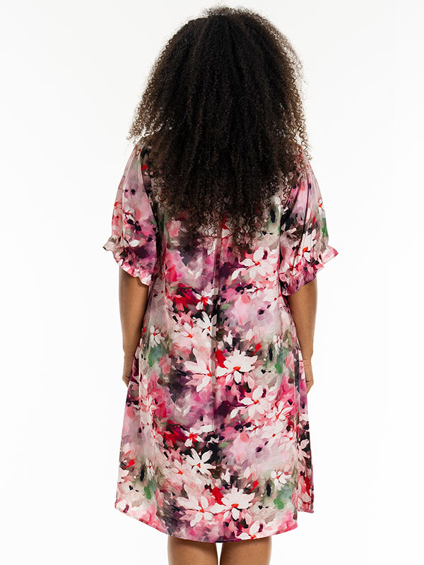 GUNDA - Plus Size Dress fra Studio