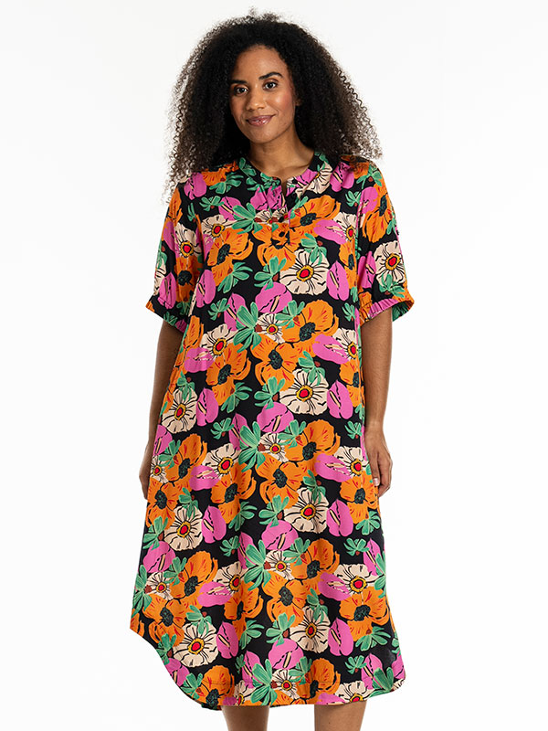 BIDIANA - Plus Size Dress fra Studio