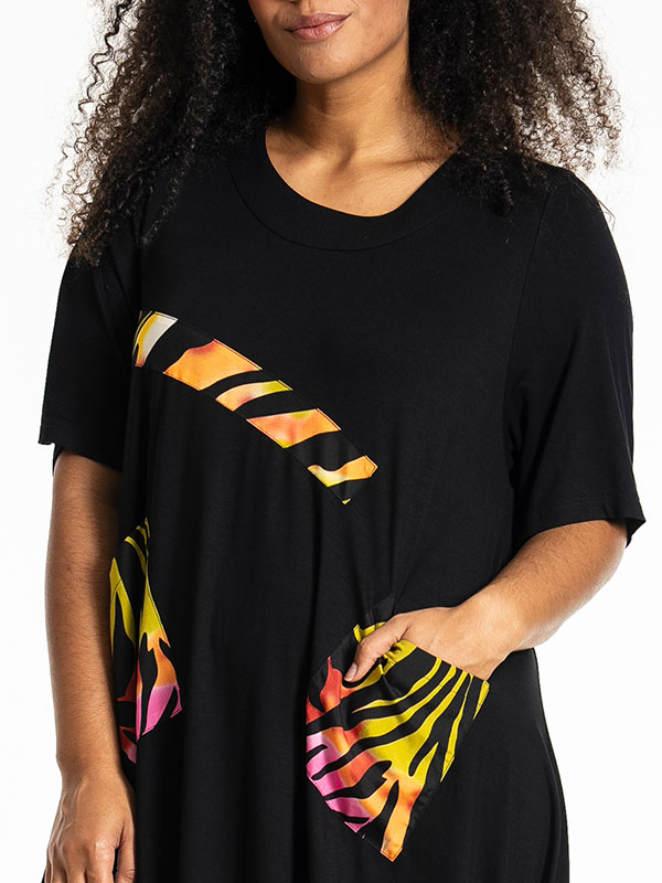 JOY - Plus Size Dress fra Studio