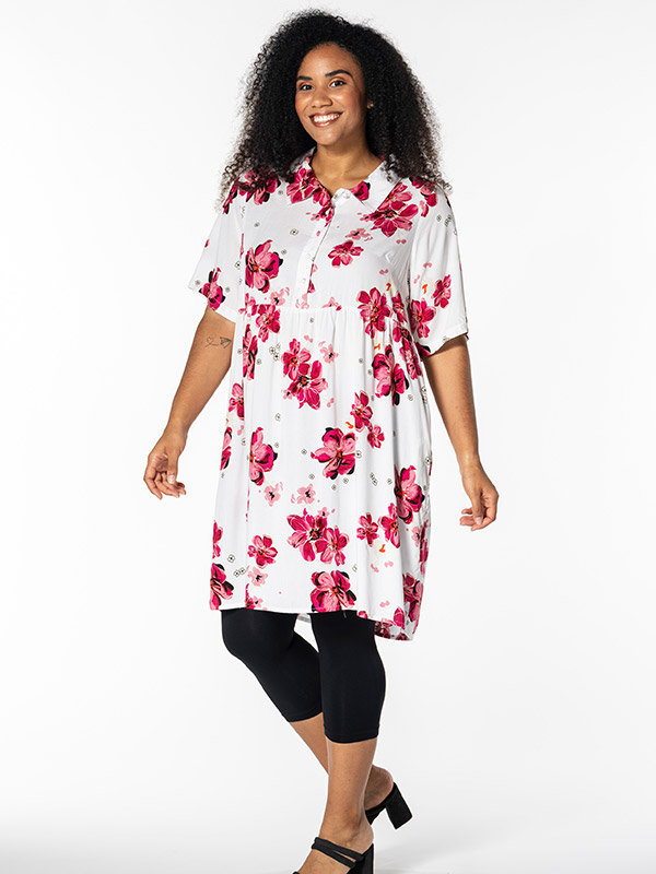 LISE - Plus Size Dress fra Studio