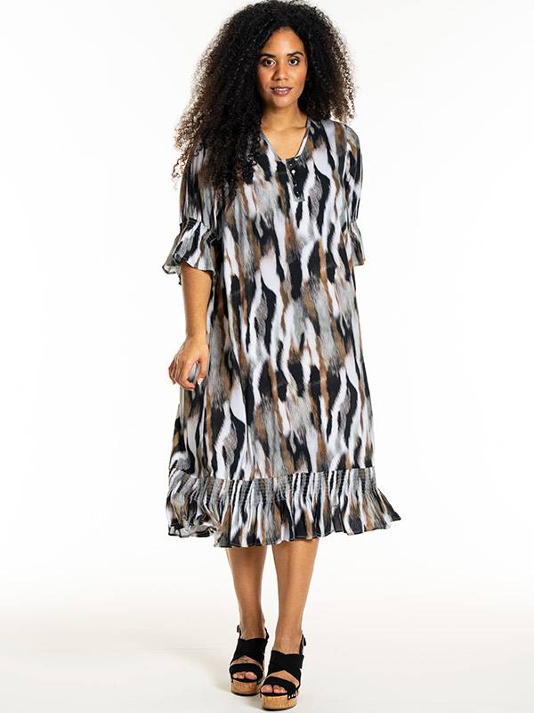 GENA - Plus Size Dress fra Studio
