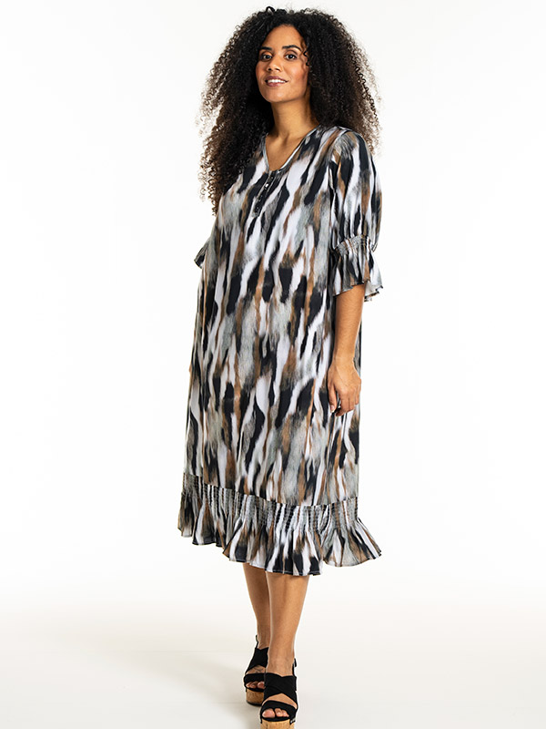 GENA - Plus Size Dress fra Studio
