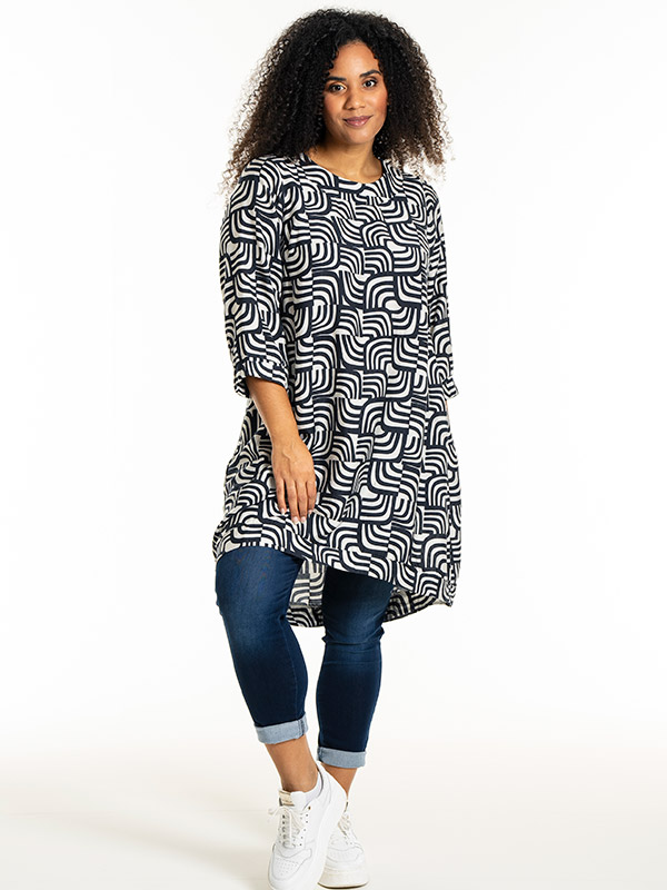 LONETTA - Plus Size Dress fra Studio
