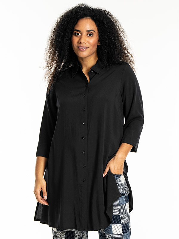 EMILIE - Plus Size Shirt fra Studio
